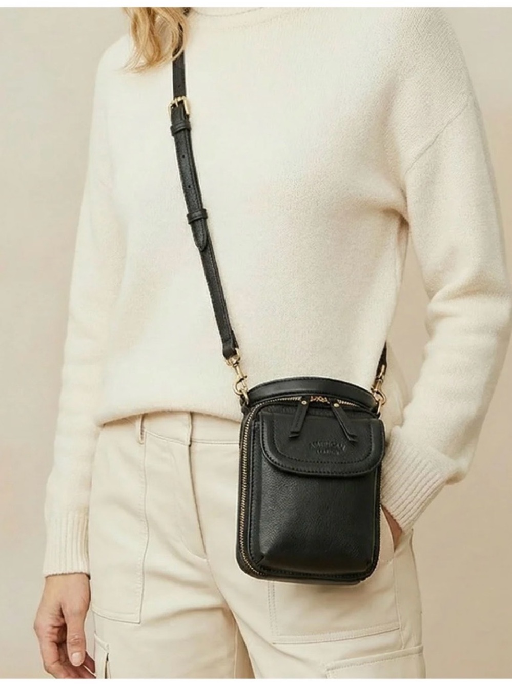 American Leather Co. Tribeca Crossbody Black - Picture 3 of 14